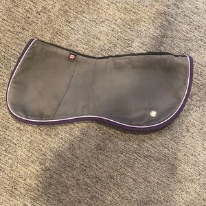 oglivy half pad cover!
